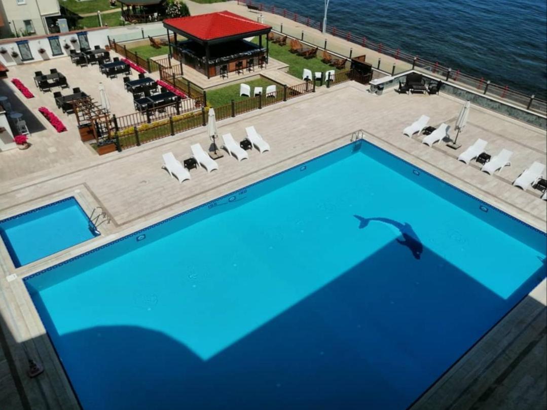 Blue Pier Hotel Kocaeli Eksteriør billede