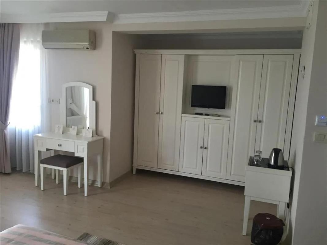 Blue Pier Hotel Kocaeli Eksteriør billede