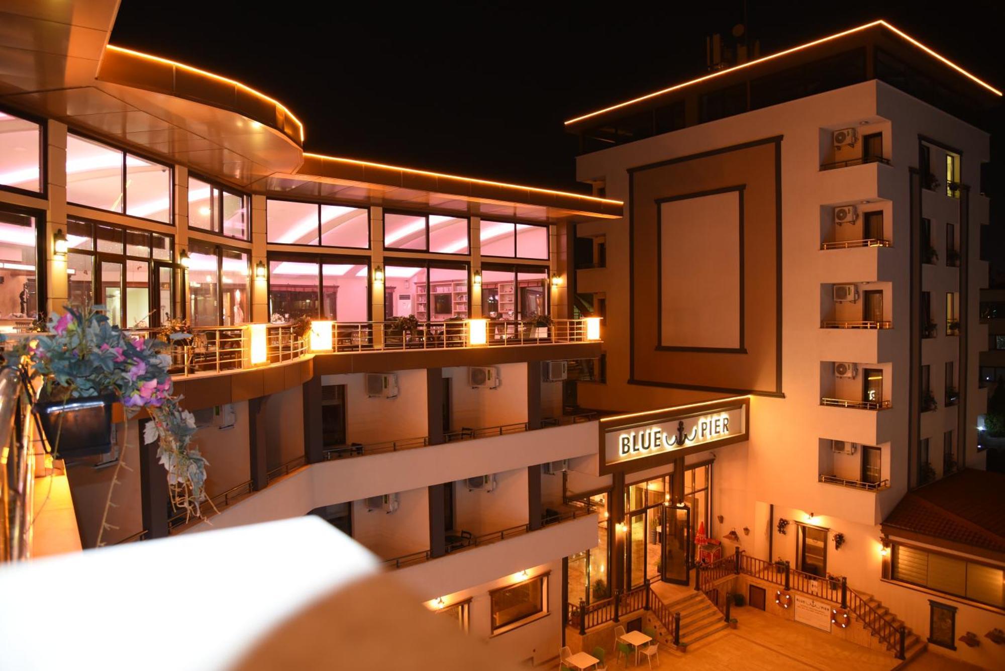 Blue Pier Hotel Kocaeli Eksteriør billede