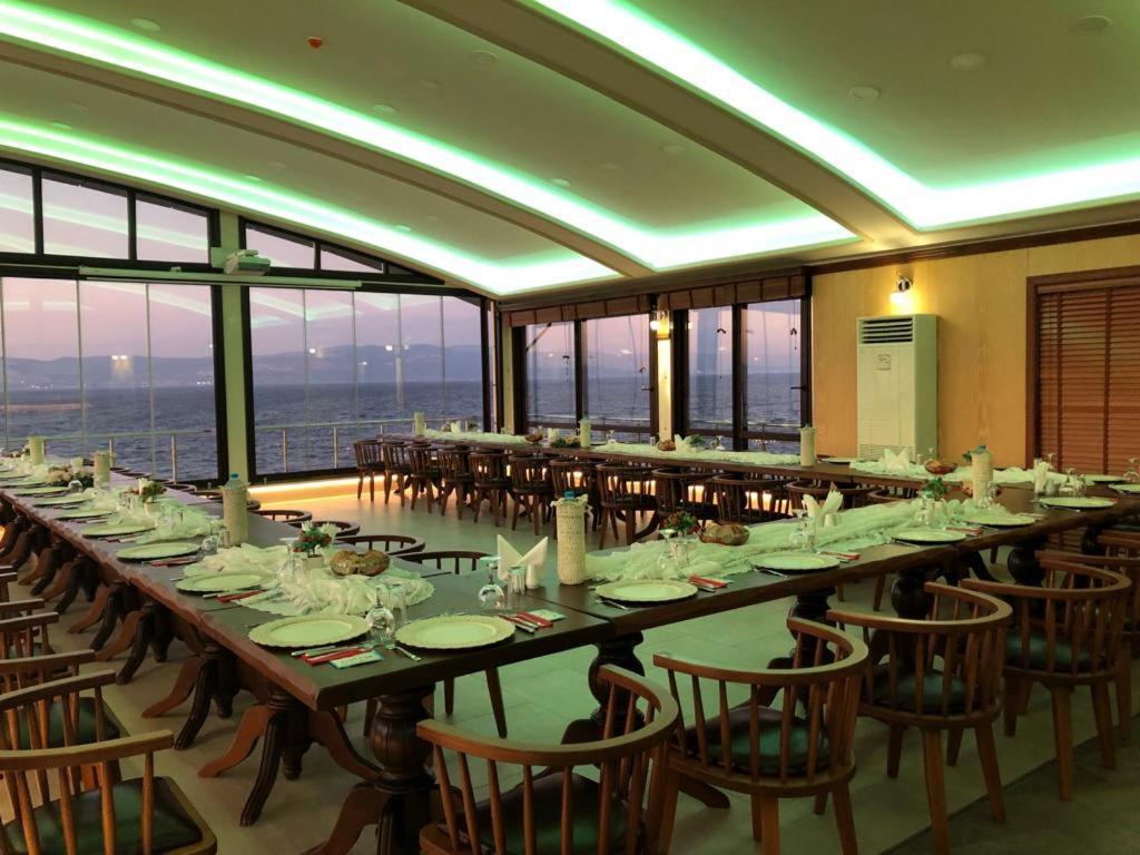 Blue Pier Hotel Kocaeli Eksteriør billede