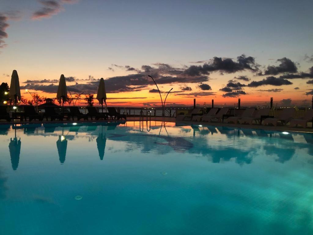 Blue Pier Hotel Kocaeli Eksteriør billede