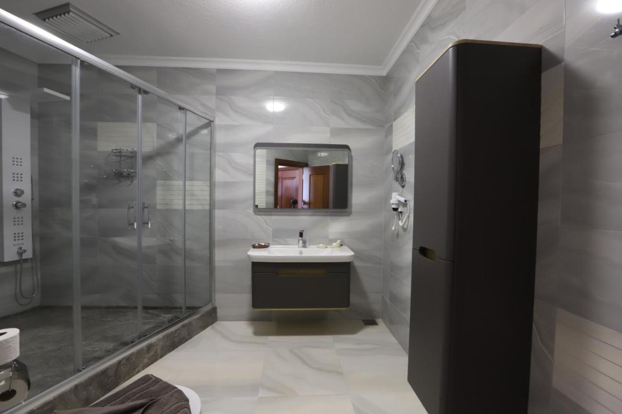 Blue Pier Hotel Kocaeli Eksteriør billede